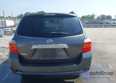 2010 Toyota Highlander Base V6 из США, поврежденный, VIN 5TDZK3EH6AS014923